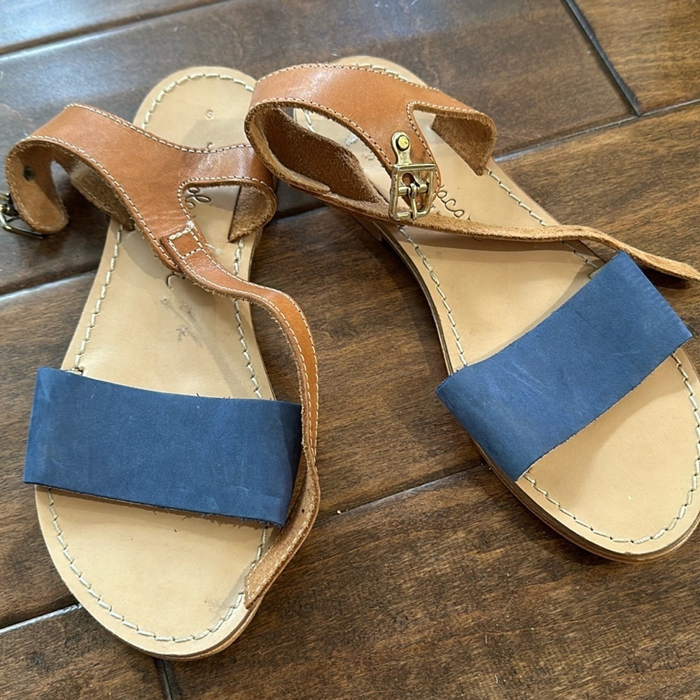 good condition womens sandles